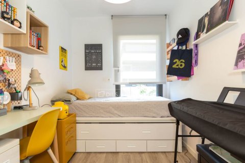 Apartamento de 4 dormitorios en venta en Sant Just Desvern, Barcelona, Cataluña, Spain № 9201 - foto 26