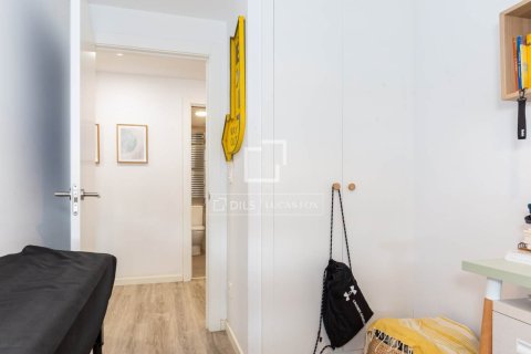 Apartamento de 4 dormitorios en venta en Sant Just Desvern, Barcelona, Cataluña, Spain № 9201 - foto 18
