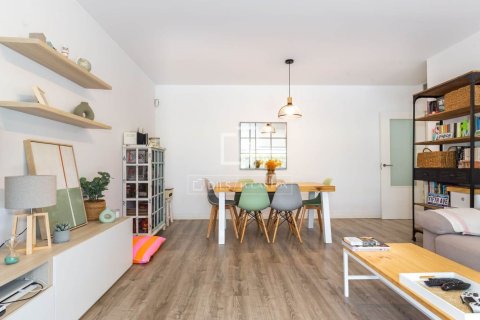 Apartamento de 4 dormitorios en venta en Sant Just Desvern, Barcelona, Cataluña, Spain № 9201 - foto 5
