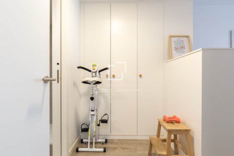 Apartamento de 4 dormitorios en venta en Sant Just Desvern, Barcelona, Cataluña, Spain № 9201 - foto 19