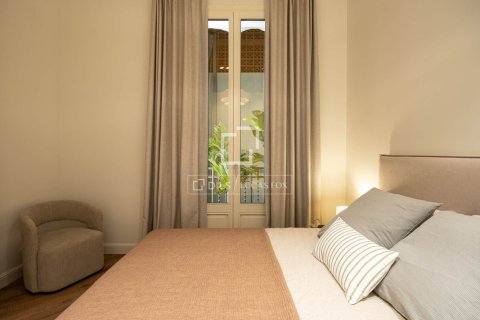 Купить квартиру в Барселона, Испания с 3 спальни, 119м², № 9261 - фото 30