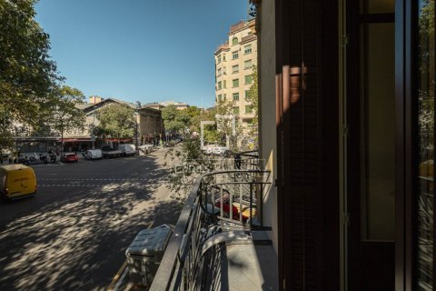 Купить квартиру в Барселона, Испания с 3 спальни, 119м², № 9261 - фото 23