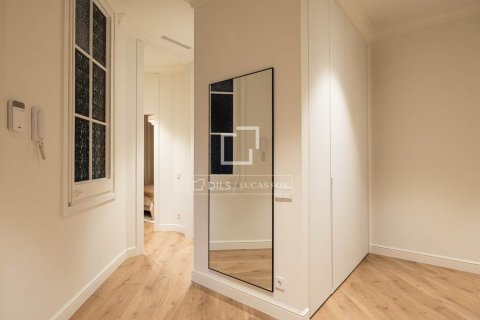 Купить квартиру в Барселона, Испания с 3 спальни, 119м², № 9261 - фото 11