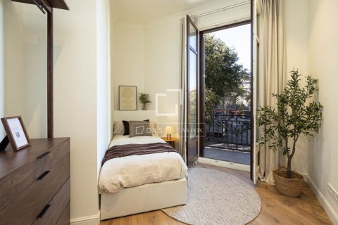 Купить квартиру в Барселона, Испания с 3 спальни, 119м², № 9261 - фото 14