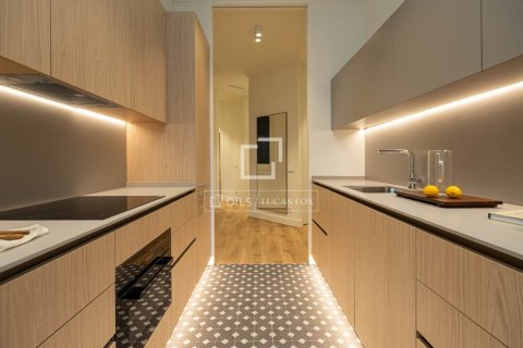 Купить квартиру в Барселона, Испания с 3 спальни, 119м², № 9261 - фото 9