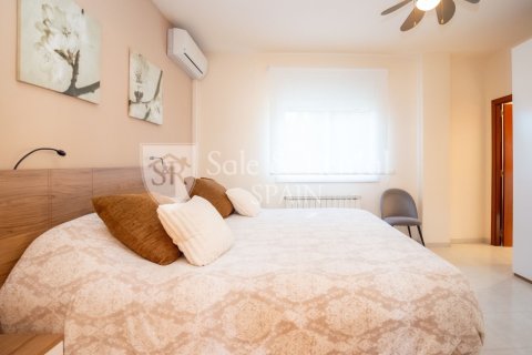 Купить дом в Калонже, Испания с 4 спальни, 252м², № 6689 - фото 27