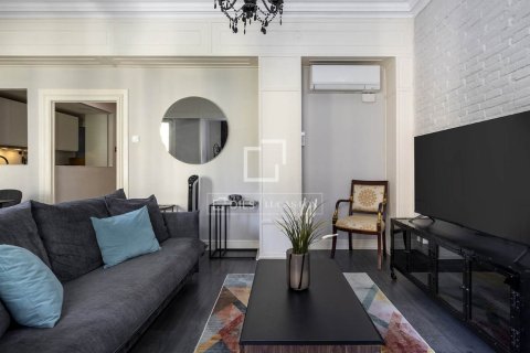 3 bedrooms apartment for sale in Barcelona, Catalonia, Spain № 9100 - photo 3