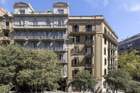 3 bedrooms apartment for sale in Barcelona, Catalonia, Spain № 9100 - photo 7