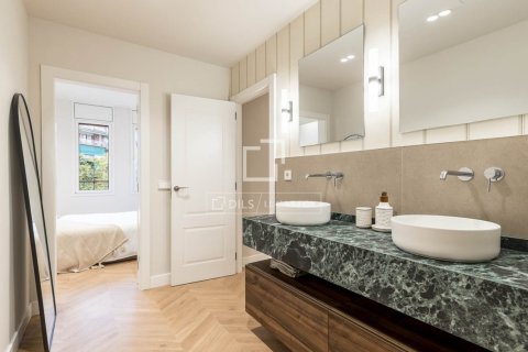 2 bedrooms apartment for sale in Barcelona, Catalonia, Spain № 9117 - photo 22
