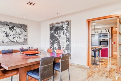 3 bedrooms apartment for sale in Barcelona, Catalonia, Spain № 5803 - photo 9