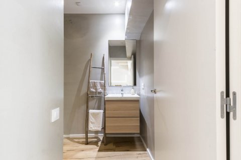 2 bedrooms apartment for rent in Barcelona, Catalonia, Spain № 8704 - photo 17