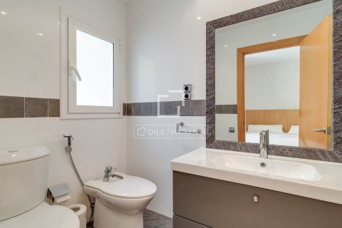 3 bedrooms apartment for sale in Barcelona, Catalonia, Spain № 8698 - photo 27