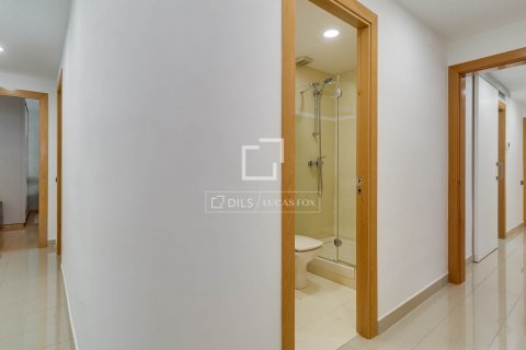 3 bedrooms apartment for sale in Barcelona, Catalonia, Spain № 8698 - photo 16