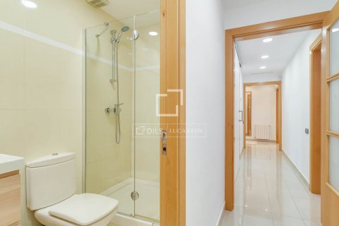 3 bedrooms apartment for sale in Barcelona, Catalonia, Spain № 8698 - photo 11
