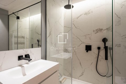 2 bedrooms apartment for rent in Barcelona, Catalonia, Spain № 8702 - photo 15