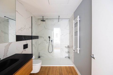2 bedrooms apartment for rent in Barcelona, Catalonia, Spain № 8702 - photo 18
