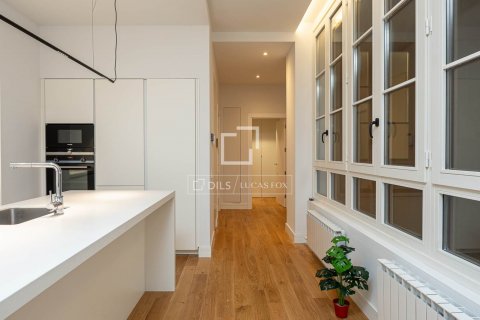 2 bedrooms apartment for rent in Barcelona, Catalonia, Spain № 8702 - photo 9