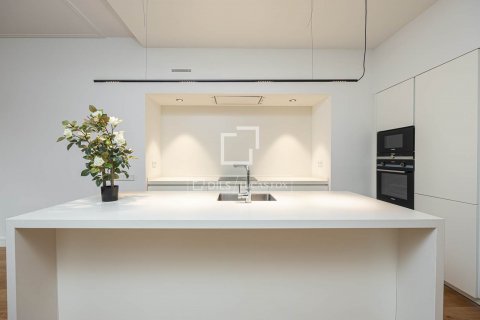 2 bedrooms apartment for rent in Barcelona, Catalonia, Spain № 8702 - photo 11