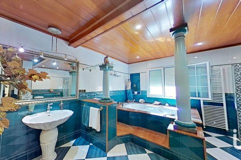 5 bedrooms house for sale in Valls, Tarragona, Catalonia, Spain № 5018 - photo 4