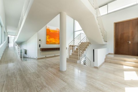 Сasa de 6 dormitorios en alquiler en Sant Andreu de Llavaneres, Barcelona, Cataluña, Spain № 1563 - foto 17