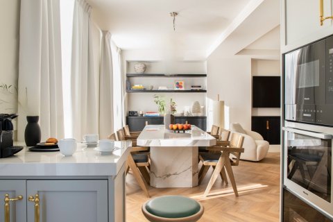 Снять в аренду квартиру в Барселона, Испания с 4 комнаты, № 1560 - фото 5