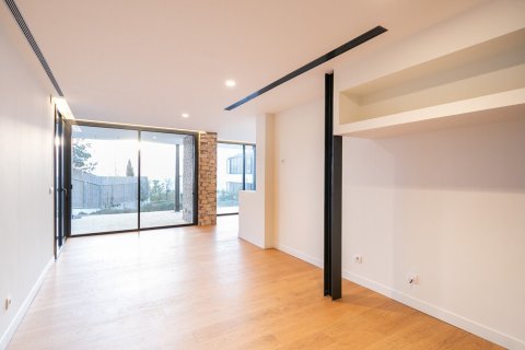 6 bedrooms house for rent in Barcelona, Catalonia, Spain № 1559 - photo 4