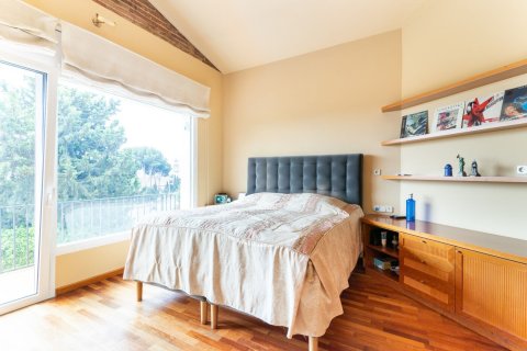 4 bedrooms house for rent in Barcelona, Catalonia, Spain № 1561 - photo 17