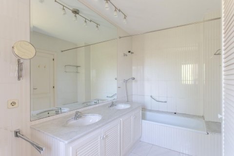 5 bedrooms house for sale in Sant Andreu de Llavaneres, Barcelona, Catalonia, Spain № 1421 - photo 26