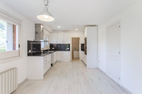 5 bedrooms house for sale in Sant Andreu de Llavaneres, Barcelona, Catalonia, Spain № 1421 - photo 7