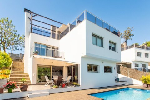 4 bedrooms house for sale in Sant Cebria De Vallalta, Barcelona, Catalonia, Spain № 1420
