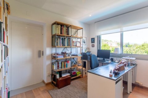 4 bedrooms house for sale in Sant Cebria De Vallalta, Barcelona, Catalonia, Spain № 1420 - photo 25
