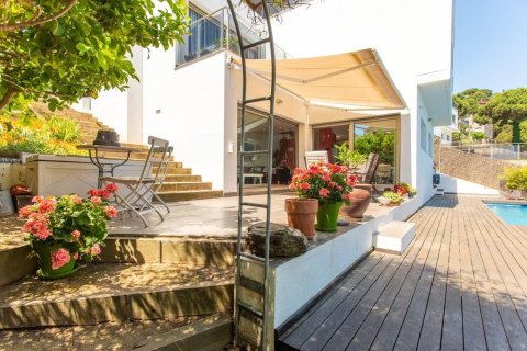 4 bedrooms house for sale in Sant Cebria De Vallalta, Barcelona, Catalonia, Spain № 1420 - photo 5