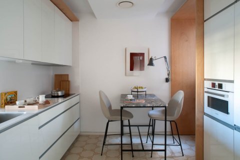 4 bedrooms apartment for rent in Barcelona, Catalonia, Spain № 1549 - photo 8