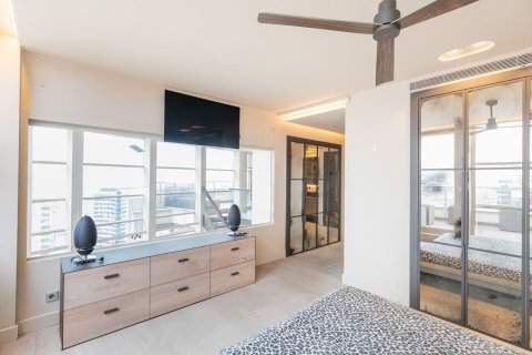 3 bedrooms apartment for sale in Barcelona, Catalonia, Spain № 1543 - photo 19