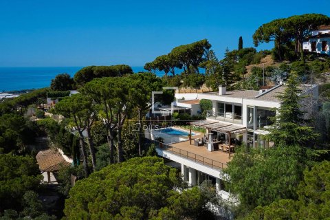 4 bedrooms villa for sale in Premia De Dalt, Barcelona, Catalonia, Spain № 4363