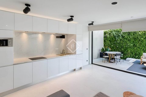 Купить квартиру в Барселона, Испания с 3 спальни, 154м², № 4493 - фото 15
