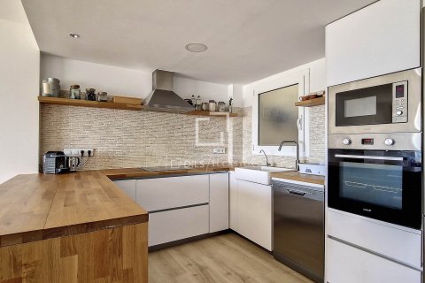 4 bedrooms apartment for sale in Vilanova i la Geltru, Barcelona, Catalonia, Spain № 4488 - photo 18