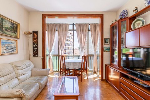 3 bedrooms apartment for sale in Gracia, Barcelona, Catalonia, Spain № 2787 - photo 2