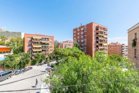 3 bedrooms apartment for sale in Gracia, Barcelona, Catalonia, Spain № 2787 - photo 18