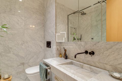 2 bedrooms apartment for sale in Barcelona, Catalonia, Spain № 8782 - photo 21