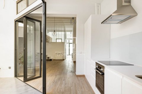 2 bedrooms apartment for sale in Barcelona, Catalonia, Spain № 8783