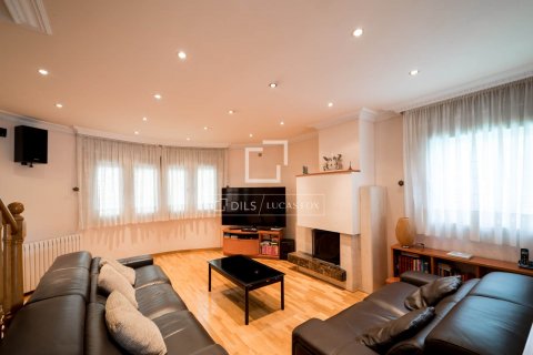 4 bedrooms villa for sale in Viladecans, Barcelona, Catalonia, Spain № 8576 - photo 28