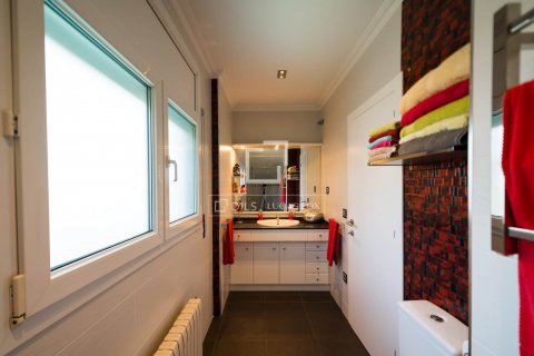 4 bedrooms villa for sale in Viladecans, Barcelona, Catalonia, Spain № 8576 - photo 22
