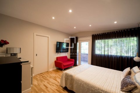4 bedrooms villa for sale in Viladecans, Barcelona, Catalonia, Spain № 8576 - photo 11