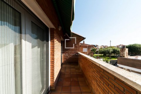 4 bedrooms villa for sale in Viladecans, Barcelona, Catalonia, Spain № 8576 - photo 25