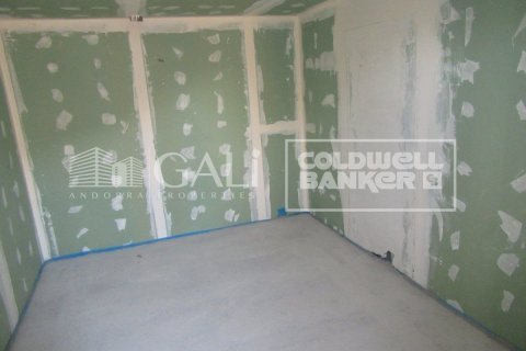 4 bedrooms villa for sale in Principado De Andorra (Ninguna Poblacion Tiene C.P.), Lleida, Catalonia, Spain № 6019 - photo 7