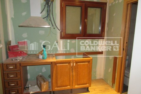 4 bedrooms villa for sale in Principado De Andorra (Ninguna Poblacion Tiene C.P.), Lleida, Catalonia, Spain № 6019 - photo 6