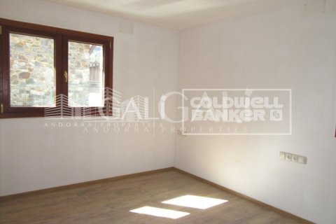 Сasa de 4 dormitorios en venta en Principado De Andorra (Ninguna Poblacion Tiene C.P.), Lérida, Cataluña, Spain № 6020 - foto 25