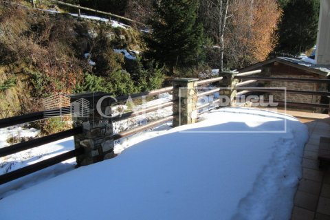 Сasa de 4 dormitorios en venta en Principado De Andorra (Ninguna Poblacion Tiene C.P.), Lérida, Cataluña, Spain № 6020 - foto 10