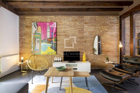 3 bedrooms apartment for sale in Barcelona, Catalonia, Spain № 3966 - photo 2